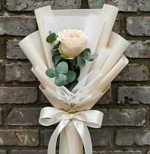 Букет цветов из:  Розы в Сургуте