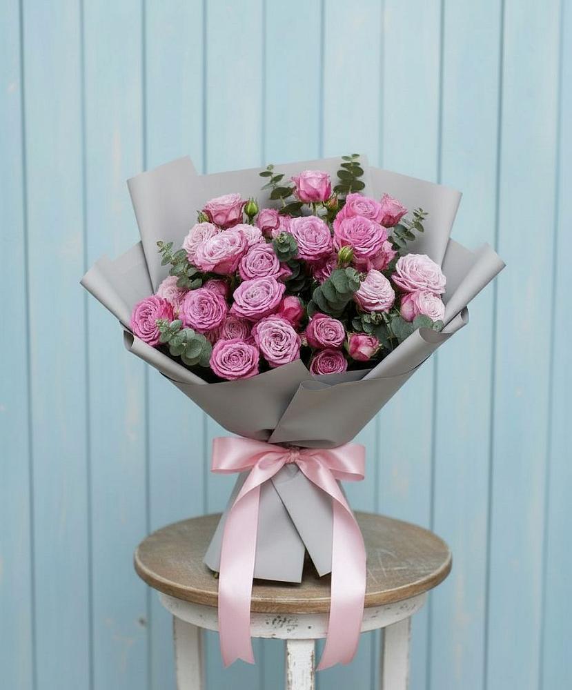 Букет цветов из: Розы в Сургуте