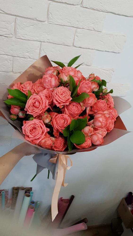 Букет цветов из: Розы в Сургуте