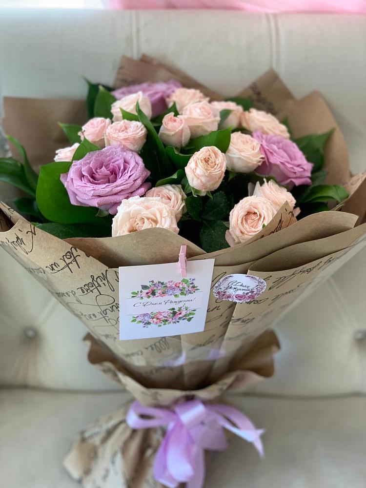 Букет цветов из: Розы в Сургуте