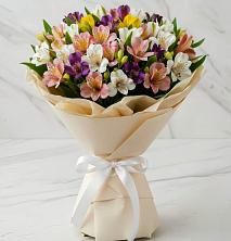 Букет цветов из:  Альстромерии в Сургуте