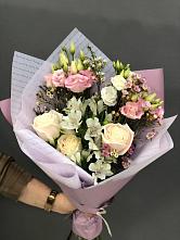 Букет цветов из:  Альстромерии, Розы и Лизиантусы #REPLACE_PRED# Сургуте