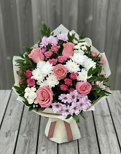Букет цветов из:  Альстромерии, Гвоздики, Розы и Хризантемы #REPLACE_PRED# Сургуте