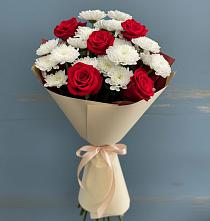 Букет цветов из:  Розы и Хризантемы в Сургуте