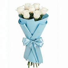 Букет 7 белых роз Проуд в Сургуте