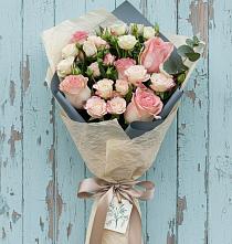 Букет цветов из:  Розы в Сургуте