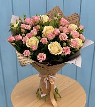 Букет цветов из:  Розы в Сургуте