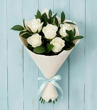 Букет цветов из:  Розы в Сургуте