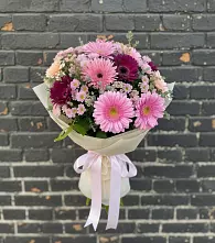 Букет цветов из:  Герберы и Хризантемы в Сургуте