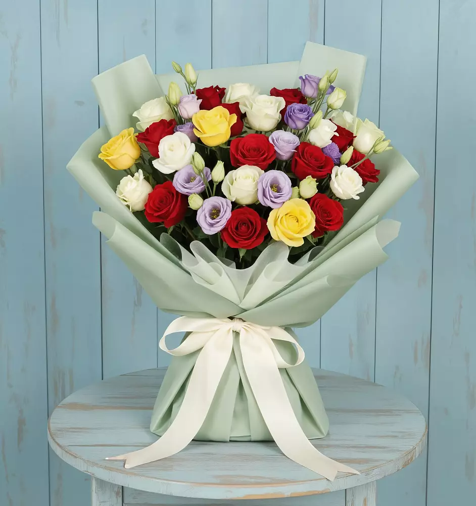 Букет цветов из: Розы в Сургуте