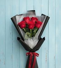 Букет цветов из:  Розы в Сургуте