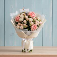 Букет цветов из:  Розы в Сургуте