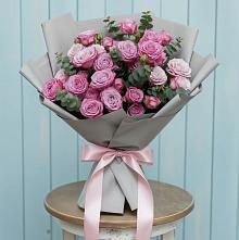 Букет цветов из:  Розы в Сургуте